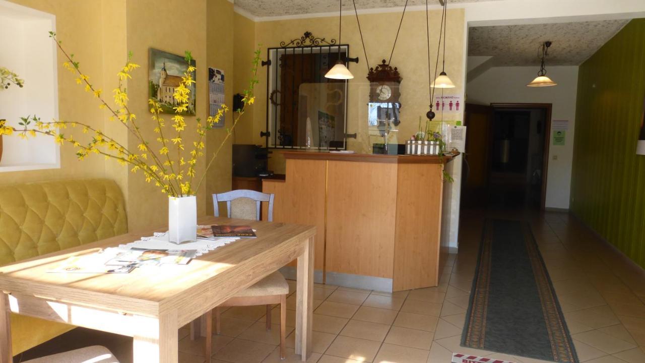 Land-Gut-Hotel Schenkenberger Hof Delitzsch Eksteriør bilde