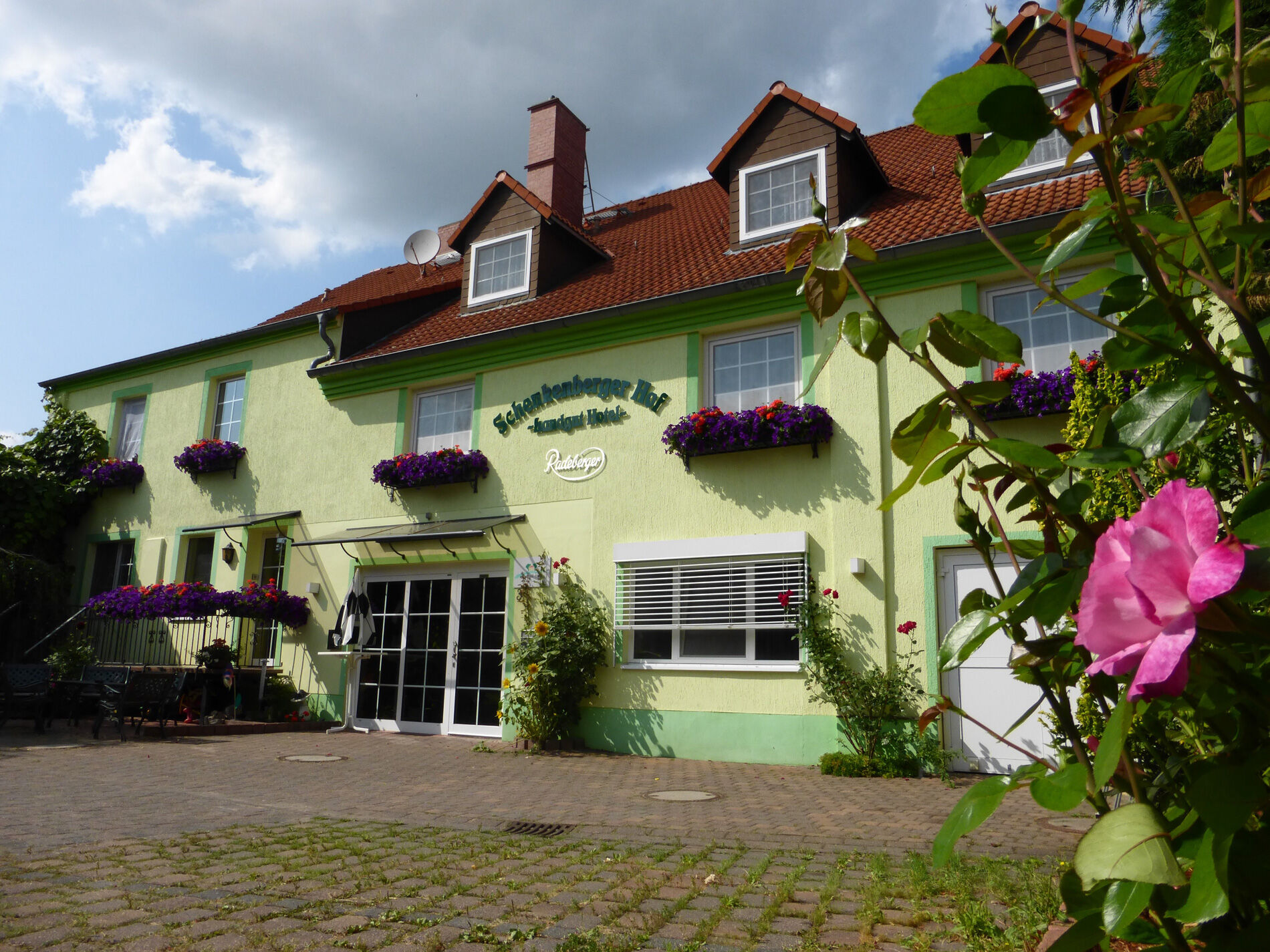Land-Gut-Hotel Schenkenberger Hof Delitzsch Eksteriør bilde